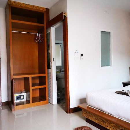 The Peace Tara House Hotel Ko Lanta Kültér fotó