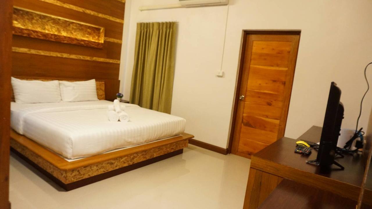 The Peace Tara House Hotel Ko Lanta Kültér fotó