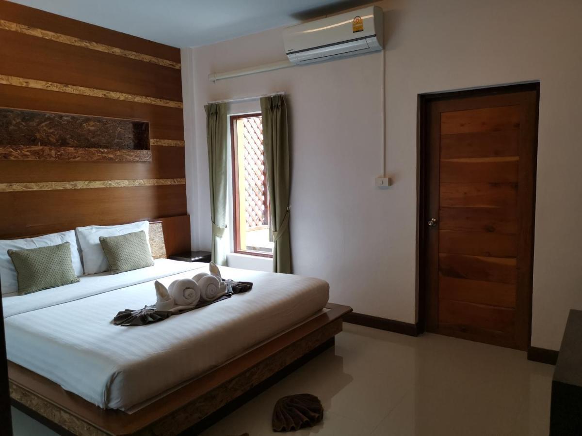 The Peace Tara House Hotel Ko Lanta Kültér fotó