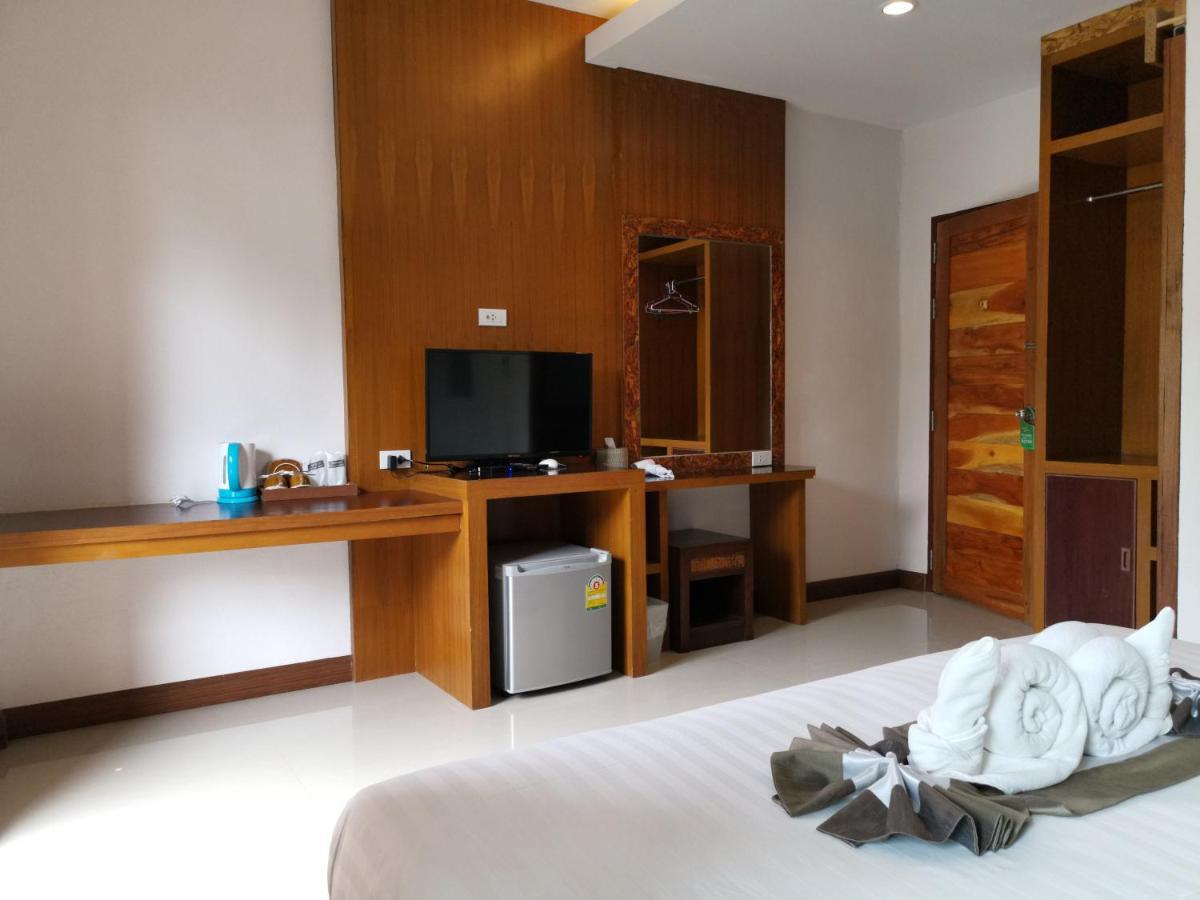The Peace Tara House Hotel Ko Lanta Kültér fotó